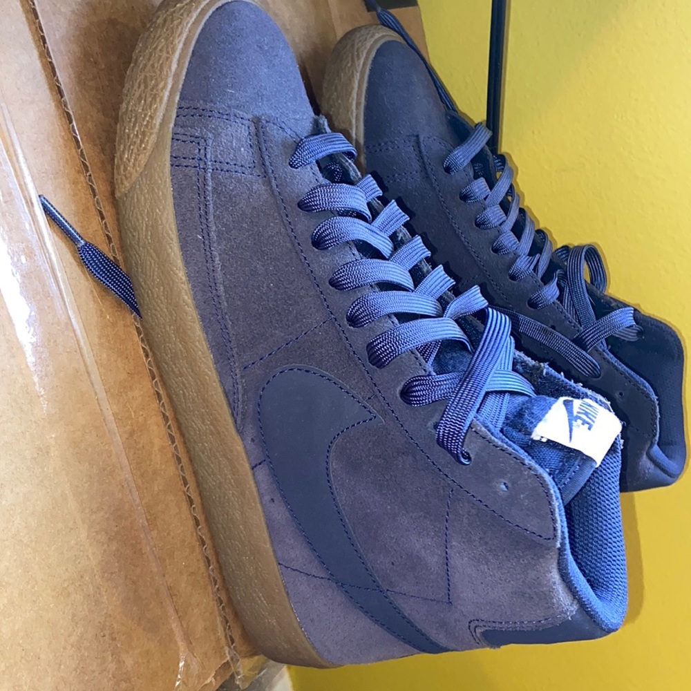 Nike Bkazer. Great Condition. Worn once. Offers welcomed!